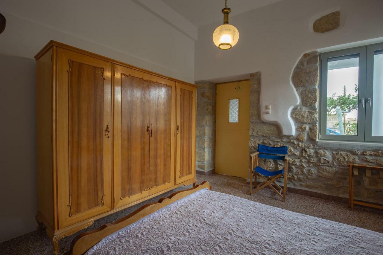 Вілла Iliopetra House Sivas Екстер'єр фото