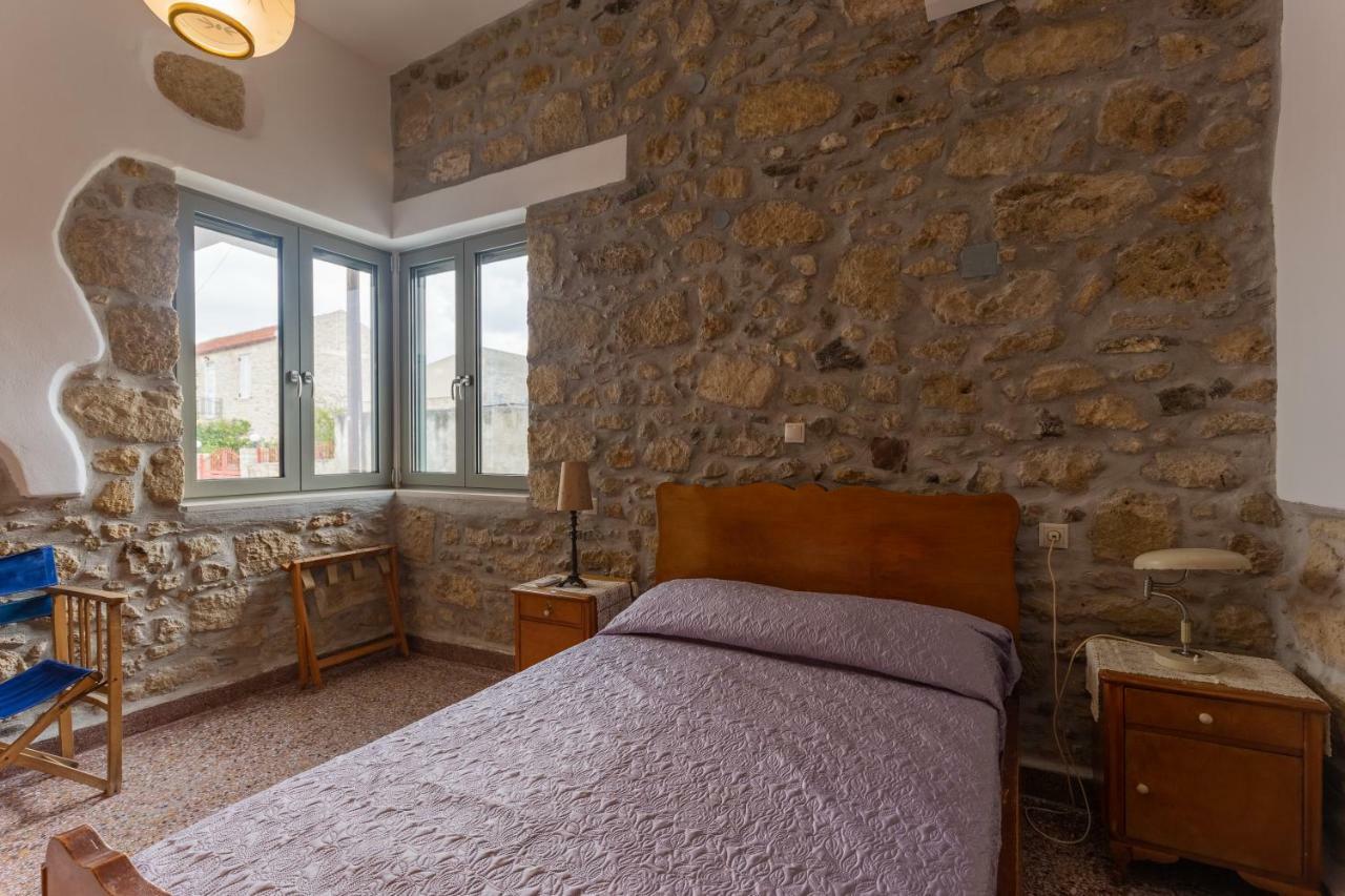 Вілла Iliopetra House Sivas Екстер'єр фото